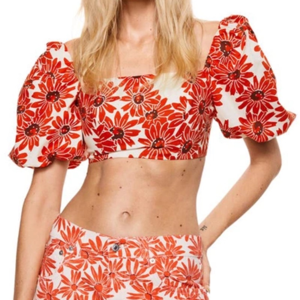 Floral Puff Sleeve Crop Top
